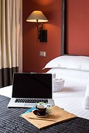 Suite 136 Luxury Rooms