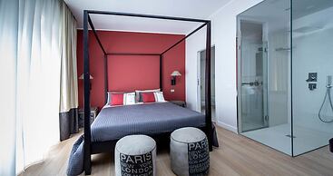 Suite 136 Luxury Rooms