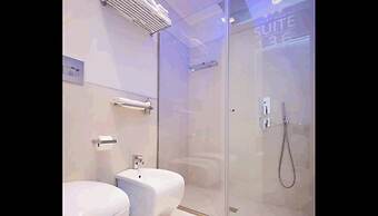 Suite 136 Luxury Rooms