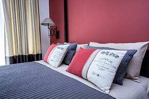 Suite 136 Luxury Rooms