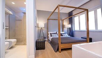 Suite 136 Luxury Rooms