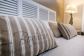 Suite 136 Luxury Rooms