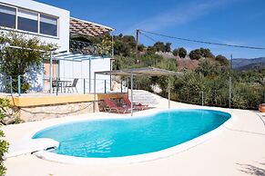 Sarakinas Residences