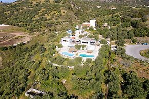 Sarakinas Residences