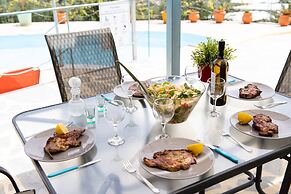 Sarakinas Residences