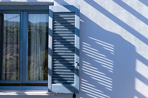 Sarakinas Residences