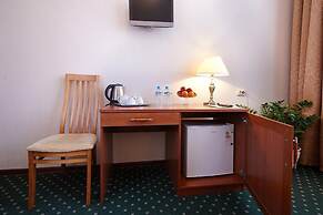Vladimirskaya Hotel