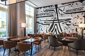 Renaissance Atlanta Airport Gateway Hotel