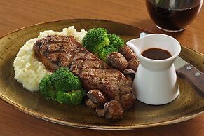 Renaissance Atlanta Airport Gateway Hotel