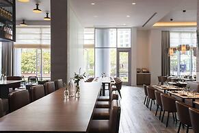 Renaissance Atlanta Airport Gateway Hotel