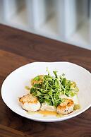 Renaissance Atlanta Airport Gateway Hotel