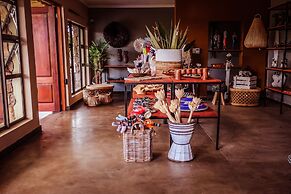 Bushveld Terrace Safari Hotel, Lodge & Spa