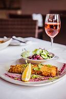 Bushveld Terrace Safari Hotel, Lodge & Spa