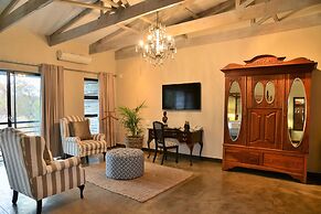 Bushveld Terrace Safari Hotel, Lodge & Spa