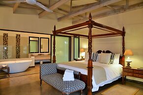 Bushveld Terrace Safari Hotel, Lodge & Spa