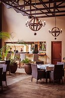 Bushveld Terrace Safari Hotel, Lodge & Spa