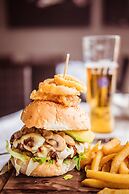 Bushveld Terrace Safari Hotel, Lodge & Spa