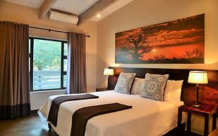 Bushveld Terrace Safari Hotel, Lodge & Spa