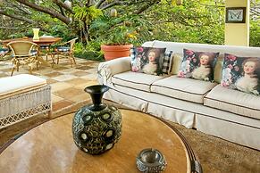 Summerfield Luxury Resort & Botanical Garden