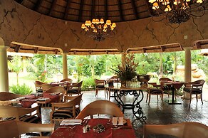 Summerfield Luxury Resort & Botanical Garden