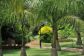 Summerfield Luxury Resort & Botanical Garden