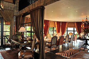 Summerfield Luxury Resort & Botanical Garden