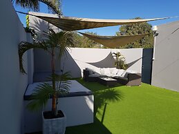 Two Fat Owls Guesthouse