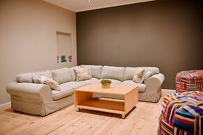 Two Fat Owls Guesthouse