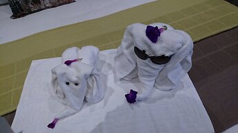 Two Fat Owls Guesthouse