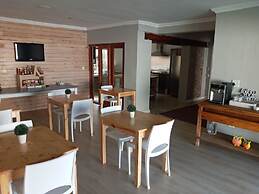 Two Fat Owls Guesthouse