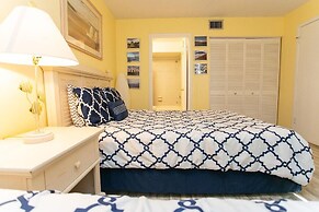 Hibiscus Resort D 2 Bedroom Condo by MCM