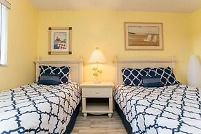 Hibiscus Resort D 2 Bedroom Condo by MCM
