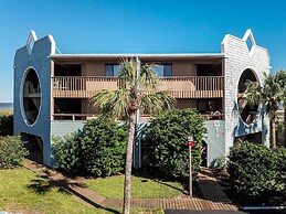 Hibiscus Resort B 2 Bedroom Condo by MCM