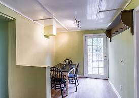 Surf Cottage 2 Bedroom Holiday Home By My Ocean Rentals