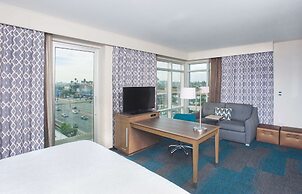 Hampton Inn & Suites LAX El Segundo