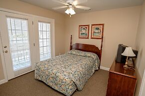 Bermuda Breeze D Holiday Home 8 bedroom By Affordable Large Properties