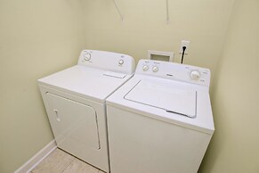 Grand Cayman B Holiday Home 8 bedroom By Affordable Large Properties