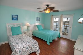 Grand Cayman B Holiday Home 8 bedroom By Affordable Large Properties