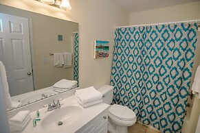 Grand Cayman B Holiday Home 8 bedroom By Affordable Large Properties
