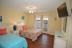 Grand Cayman B Holiday Home 8 bedroom By Affordable Large Properties