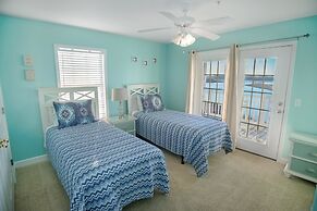 Grand Cayman B Holiday Home 8 bedroom By Affordable Large Properties