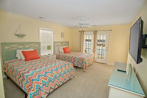 Grand Cayman B Holiday Home 8 bedroom By Affordable Large Properties