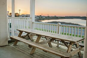 Grand Cayman B Holiday Home 8 bedroom By Affordable Large Properties