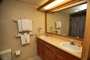 Pines Condominiums 2 Bedroom Apartment by Key to the Rockies