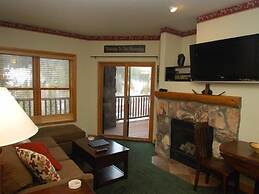 Hidden River Lodge 2 Bedroom Apartment by Key to the Rockies