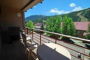 Ski Run Condominiums 2 Bedroom Apartment by Key to the Rockies