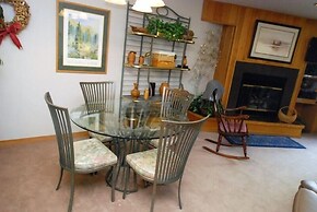 Ski Run Condominiums 2 Bedroom Apartment by Key to the Rockies