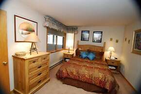 Ski Run Condominiums 2 Bedroom Apartment by Key to the Rockies