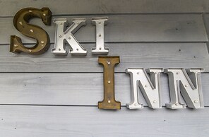 Ski Inn