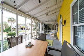 E ARCTIC 412 2 Bedroom Holiday Home By My Ocean Rentals